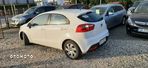 Kia Rio 1.2 L - 16