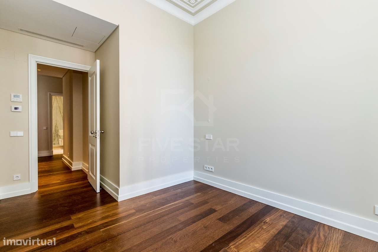 T2  | Condomínio de Luxo | Lisboa Centro | Av Duque de Loulé-14