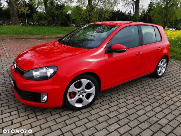 Volkswagen Golf 2.0 GTI - 1