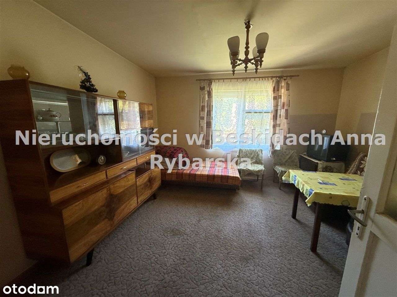 Dom jednorodzinny w Nieledwi .-7