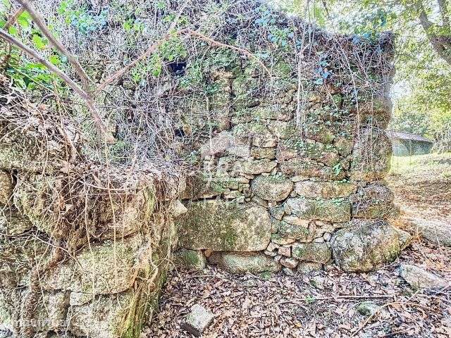 Moradia para restauro em Várzea Cova, Fafe - Grande imagem: 4/15