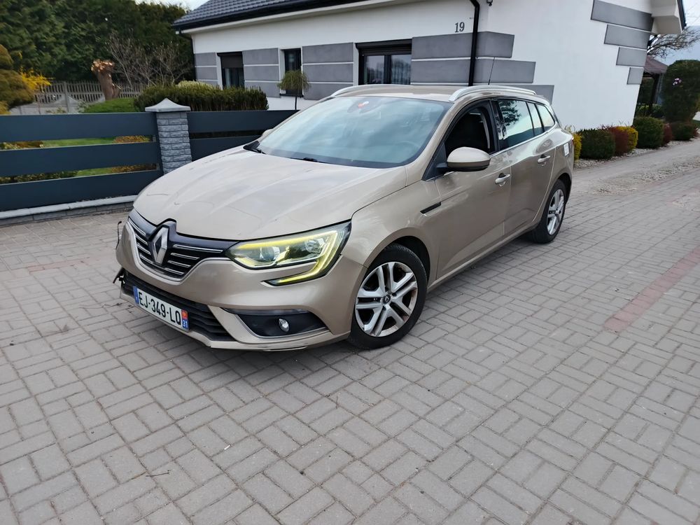 Renault Megane IV BLUE dCi 115 EDC LIMITED 2017