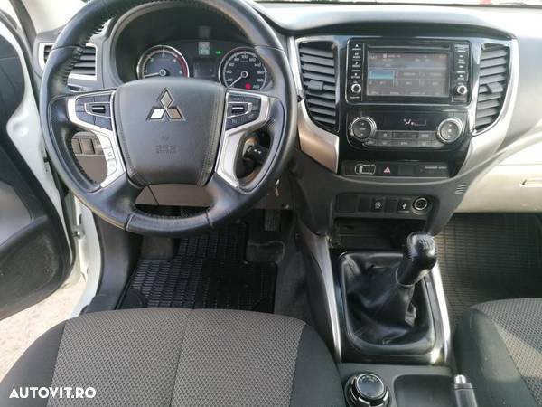 Mitsubishi L200 Double Cab 2.4 DI-D AS7G MIVEC IC Instyle - 8