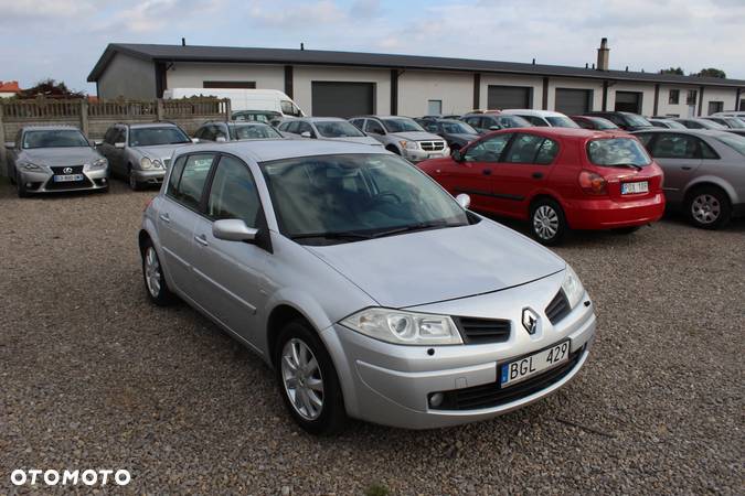 Renault Megane - 2