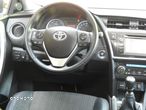 Toyota Auris 1.6 Prestige - 8