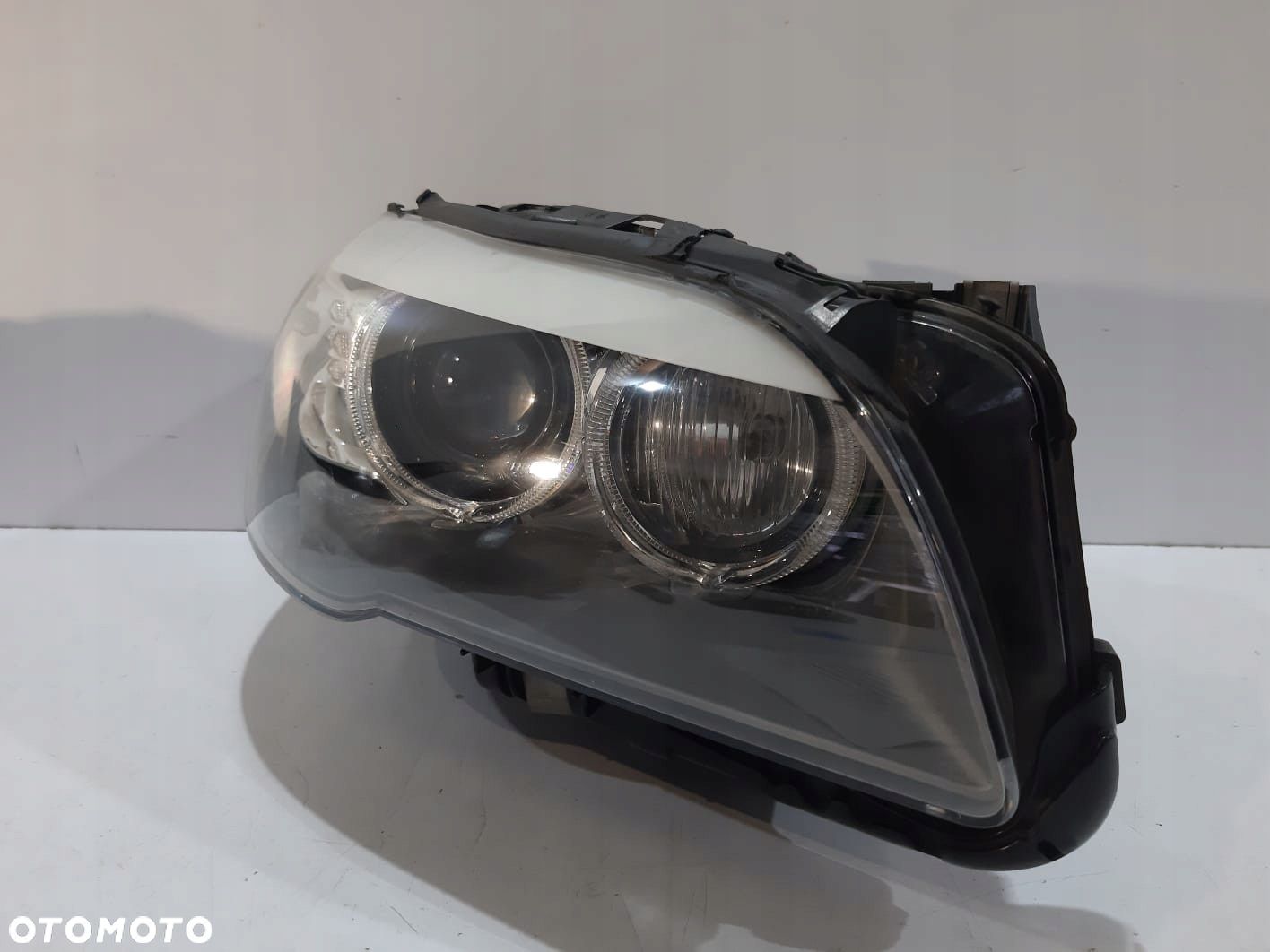 BMW 5 F1011 Lampa Bi-Xenon Skrętna R - 13169 - 1