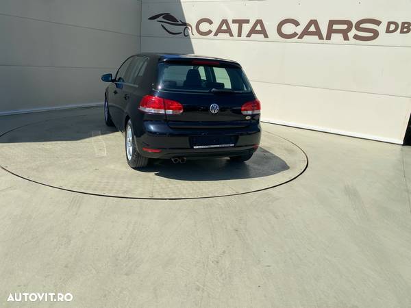 Volkswagen Golf 2.0 TDI DPF Trendline - 14