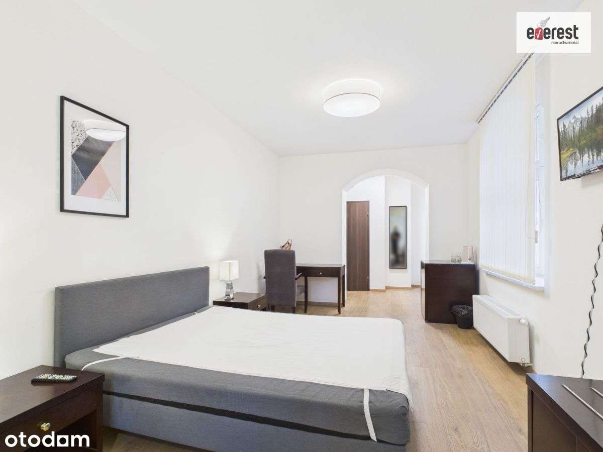 top miejsce, lokal podzielony na 3 mieszkania-12