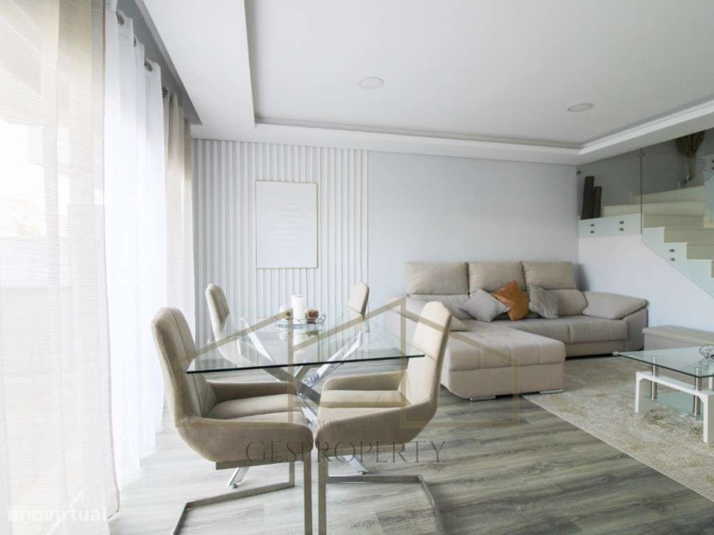 Moradia T3 nos Redondos, em Fernão Ferro-16