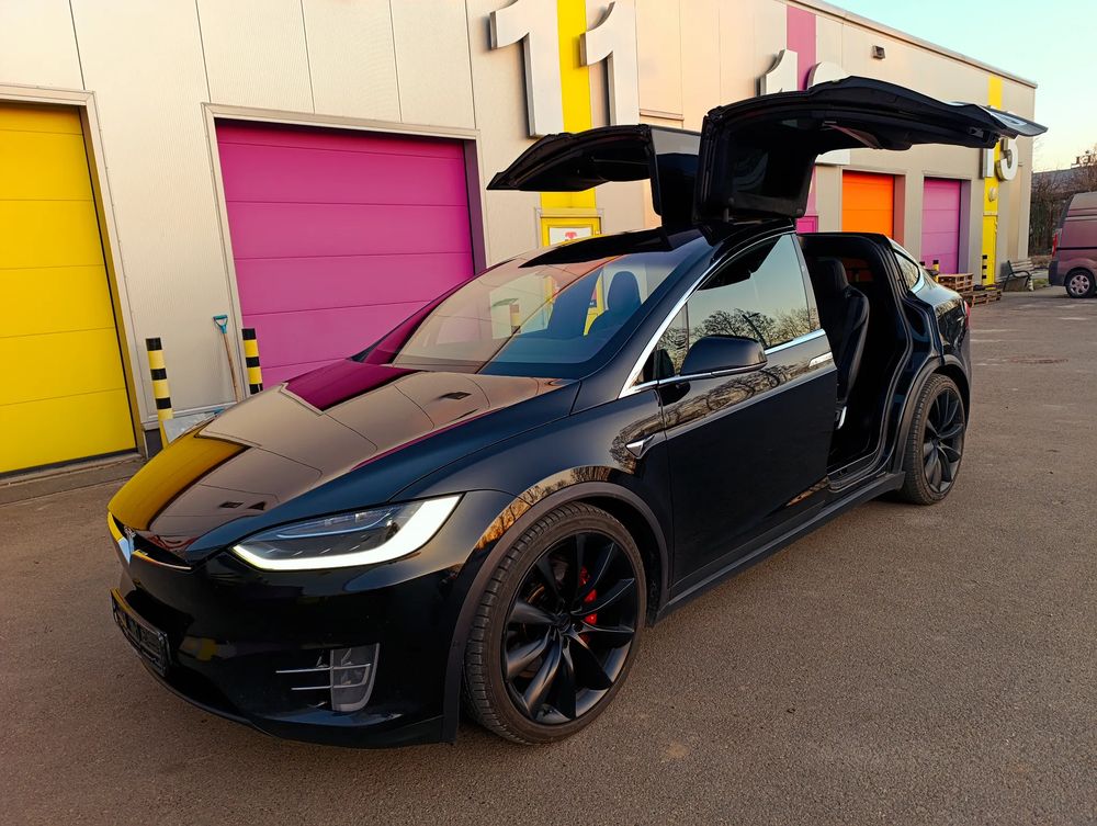 Tesla Model X Performance 2017