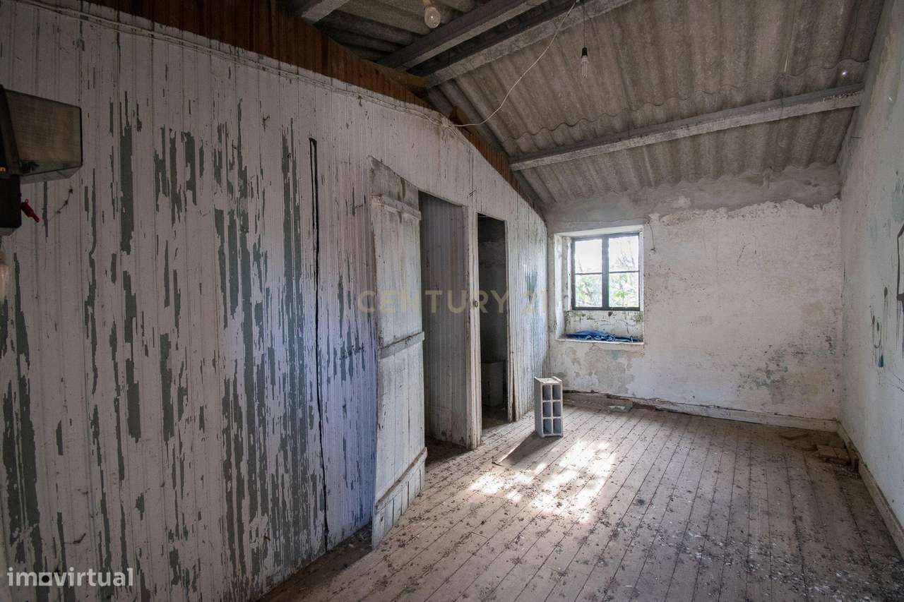 Moradia para Recuperação com Terreno — Cova do Ouro, Coimbra - Grande imagem: 5/20