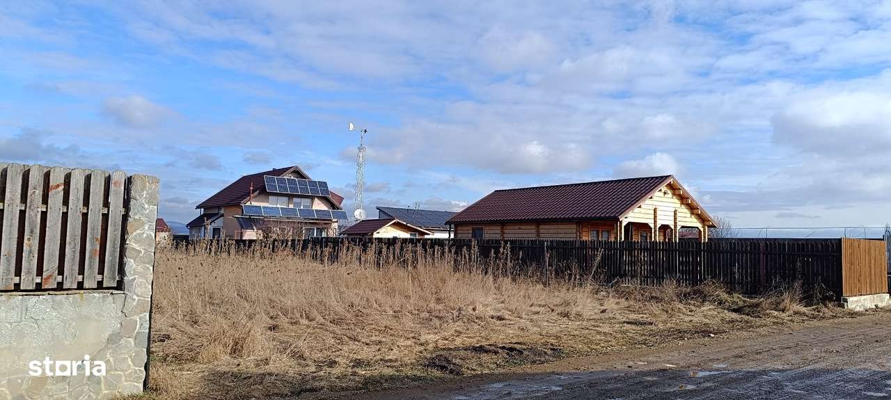 Teren de vânzare 500mp în zonă liniștită-1