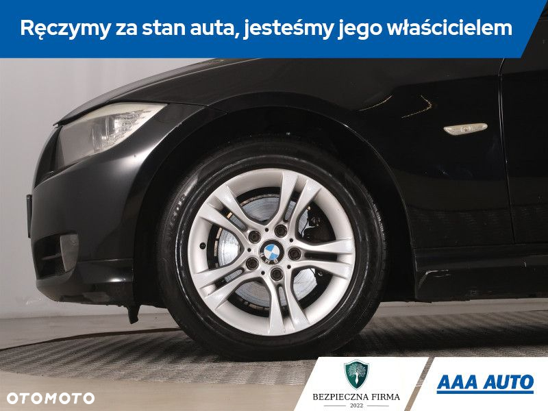 BMW Seria 3 - 16