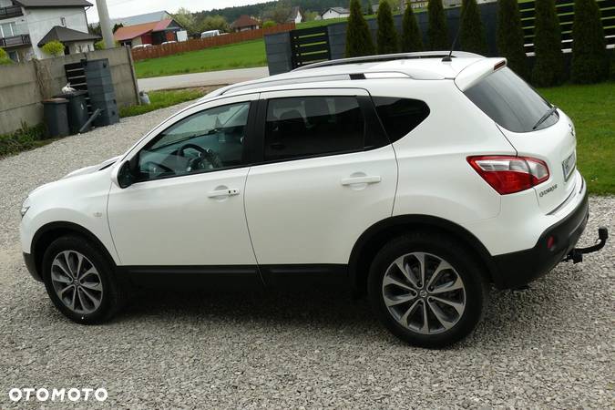 Nissan Qashqai 2.0 4x4 CVT tekna - 26