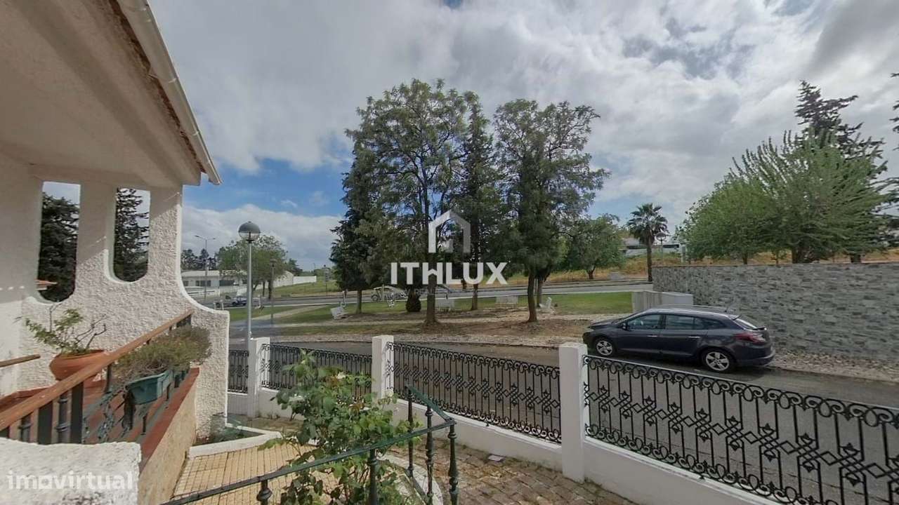 Moradia V5 com garagem localizado no Bairro Europa – Elvas - Portugal - Grande imagem: 2/53
