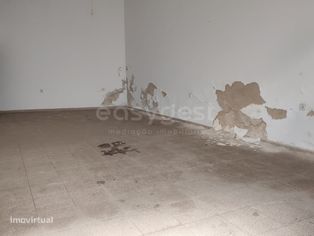 Loja comercial para Recuperar no Centro da vila de Aljustrel - Grande imagem: 4/12