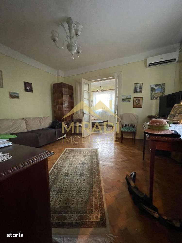 Vanzare apartament in vila 6 CAMERE compus din D+P+M din D+P+1+M
