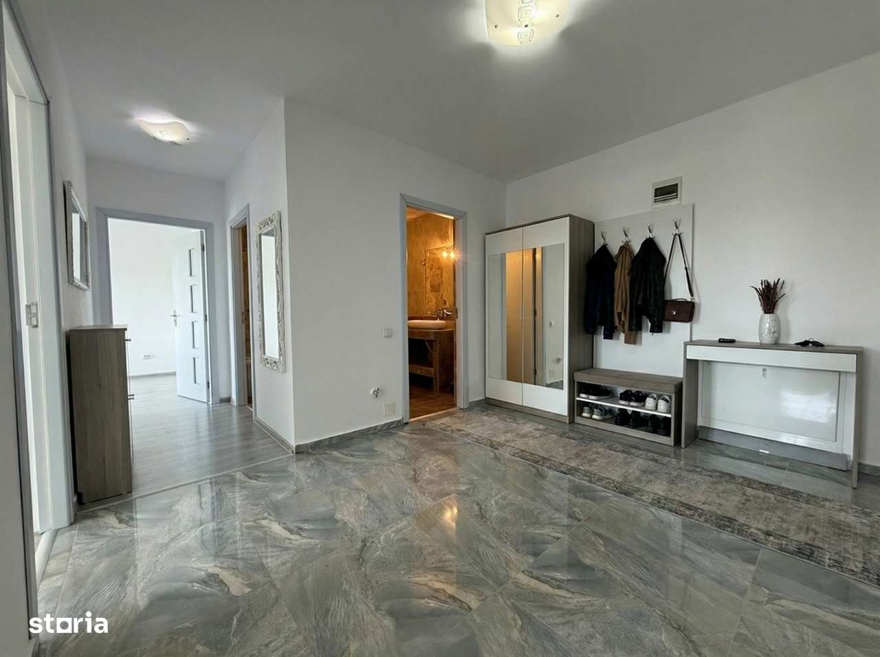 Apartament cu 2 camere I Decomandat I Zona Vivo-5