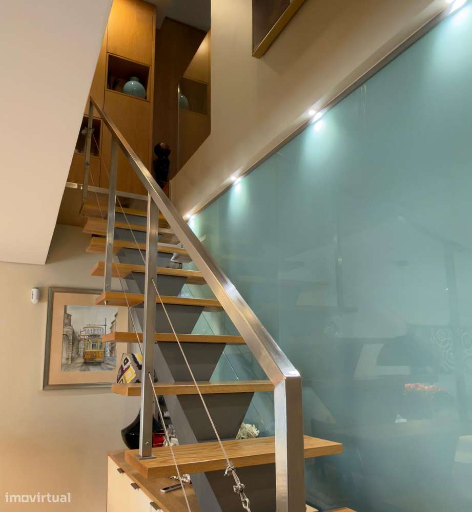 Apartamento T3 Duplex ao Monte dos Burgos-10