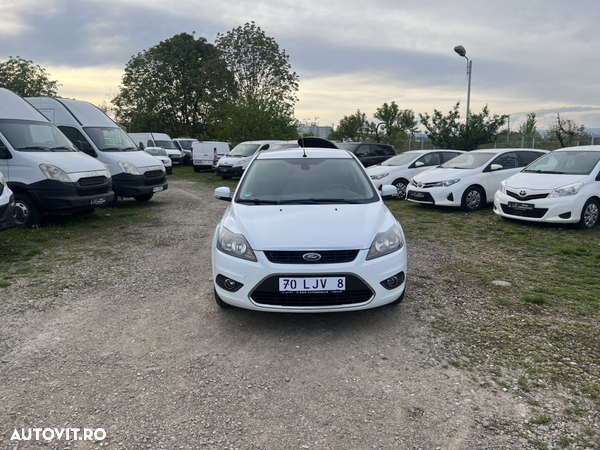 Ford Focus Turnier 1.6 TDCi DPF Titanium - 2