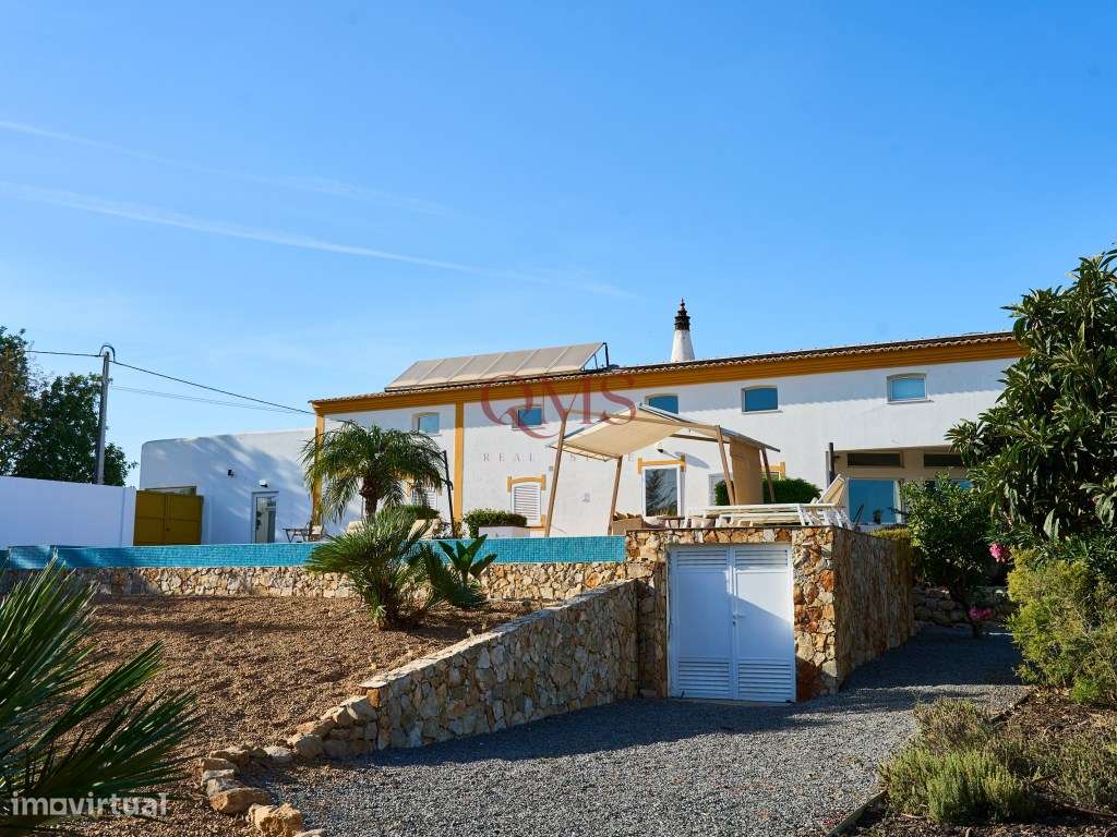 Excecional Villa no Algarve com Piscina & Negócio de Aluguer Compro...-39