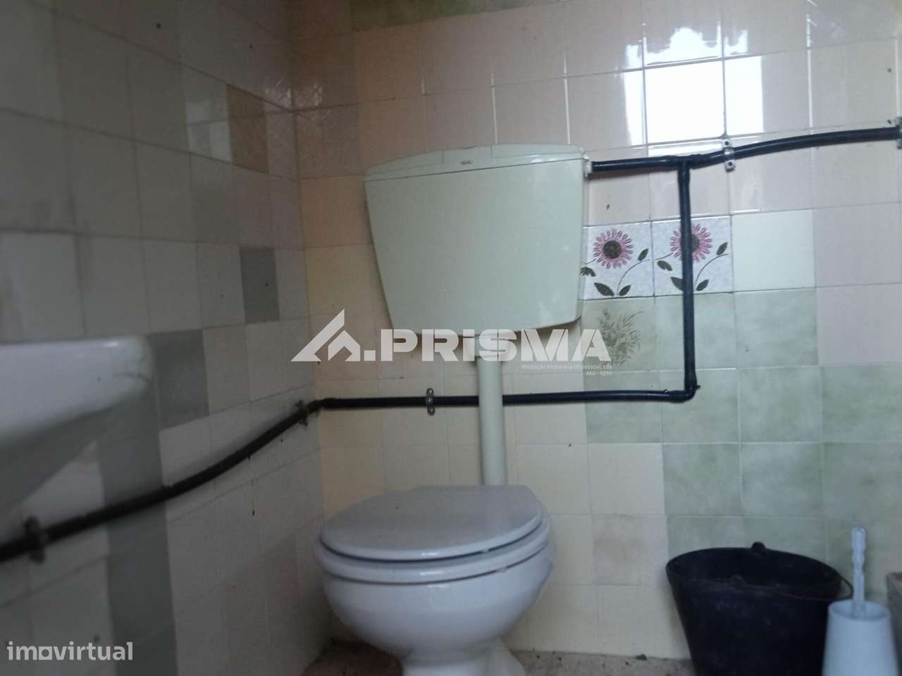 Quintinha para venda com construção rural para venda em Escalos de Bai-21