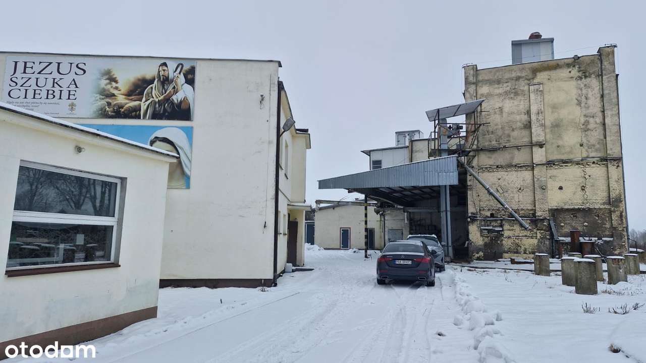 Budynki magazynowo - produkcyjne. Przechlewo ulica Dworcowa.-6