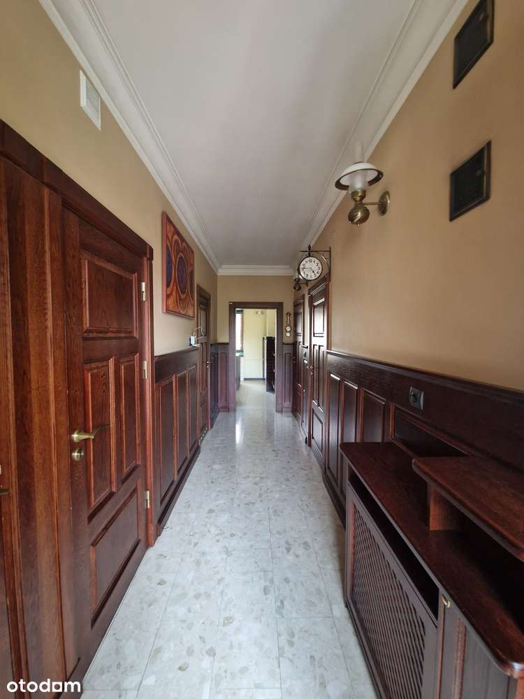 Dom z budynkami  usługowo produkcyjnymi!!-10