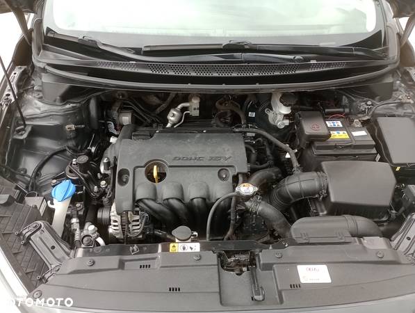 Kia Ceed 1.4 CVVT SW EX - 35