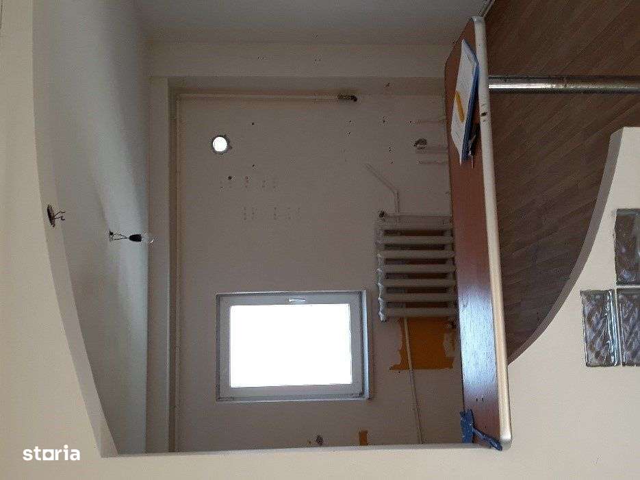 BD. CALLATIS, Apartament cu 2 camere decomandate - 58 mp - etaj 4/4 - Imagine principală: 4/10