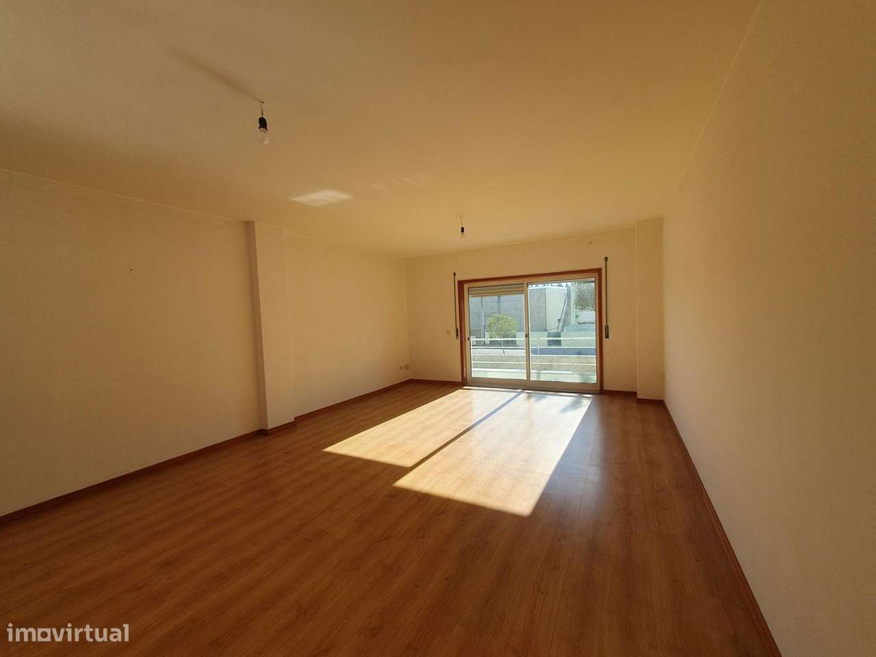 Apartamento T2 em Canelas - Grande imagem: 4/15