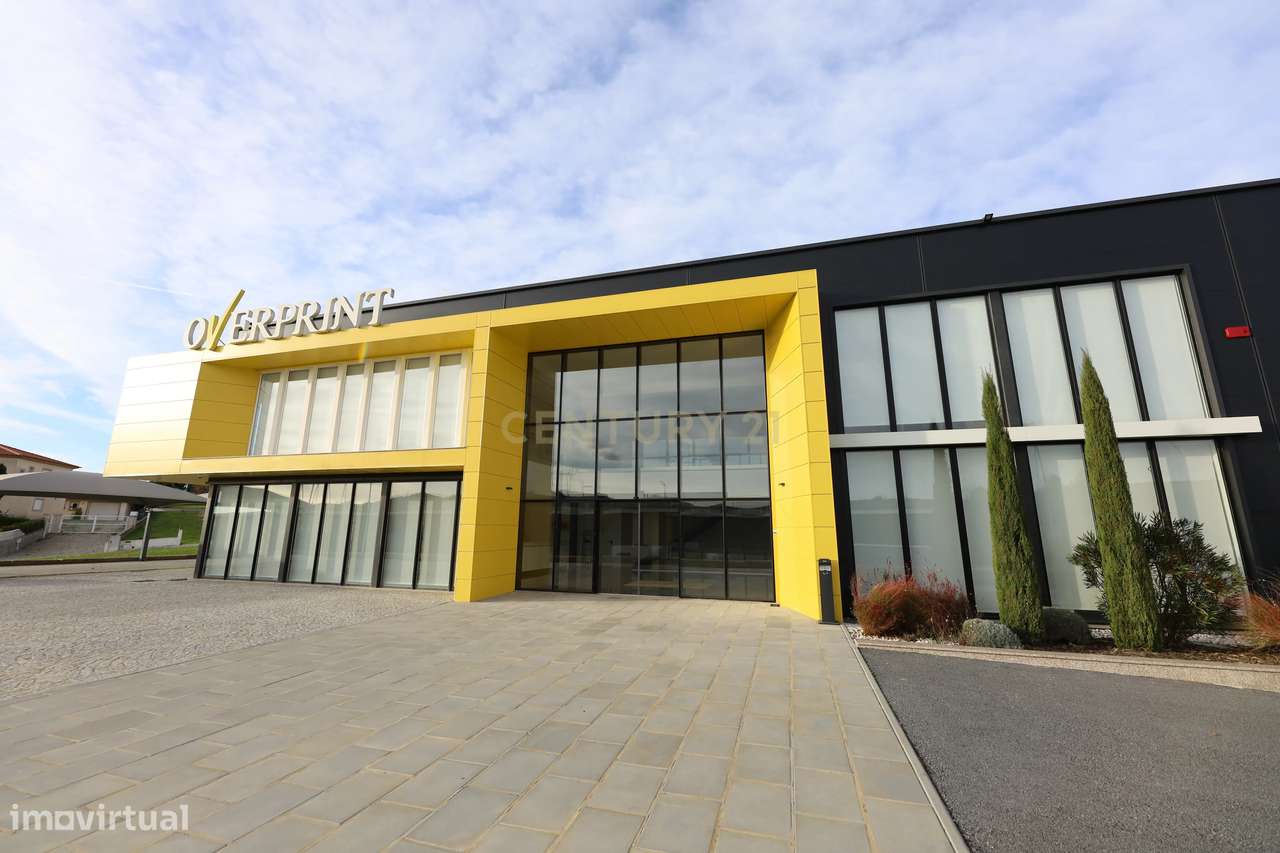 Pavilhão Industrial em Sernancelhe - Grande imagem: 2/40