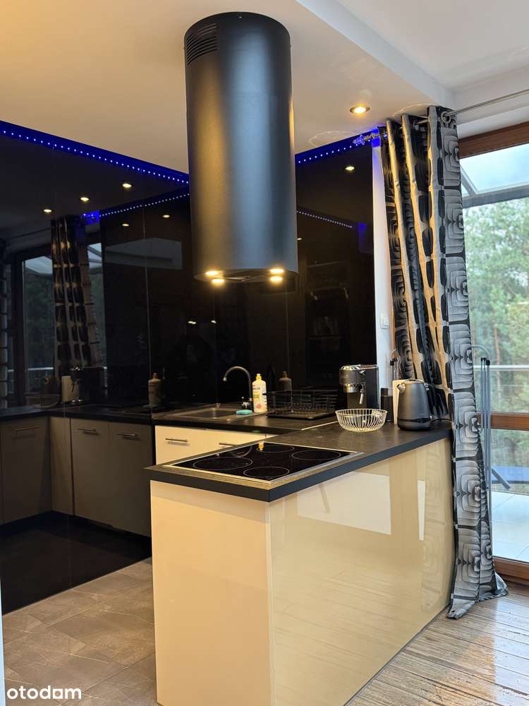 Słoneczny apartament z dużym tarasem na dachu - Pełny obrazek: 4/7