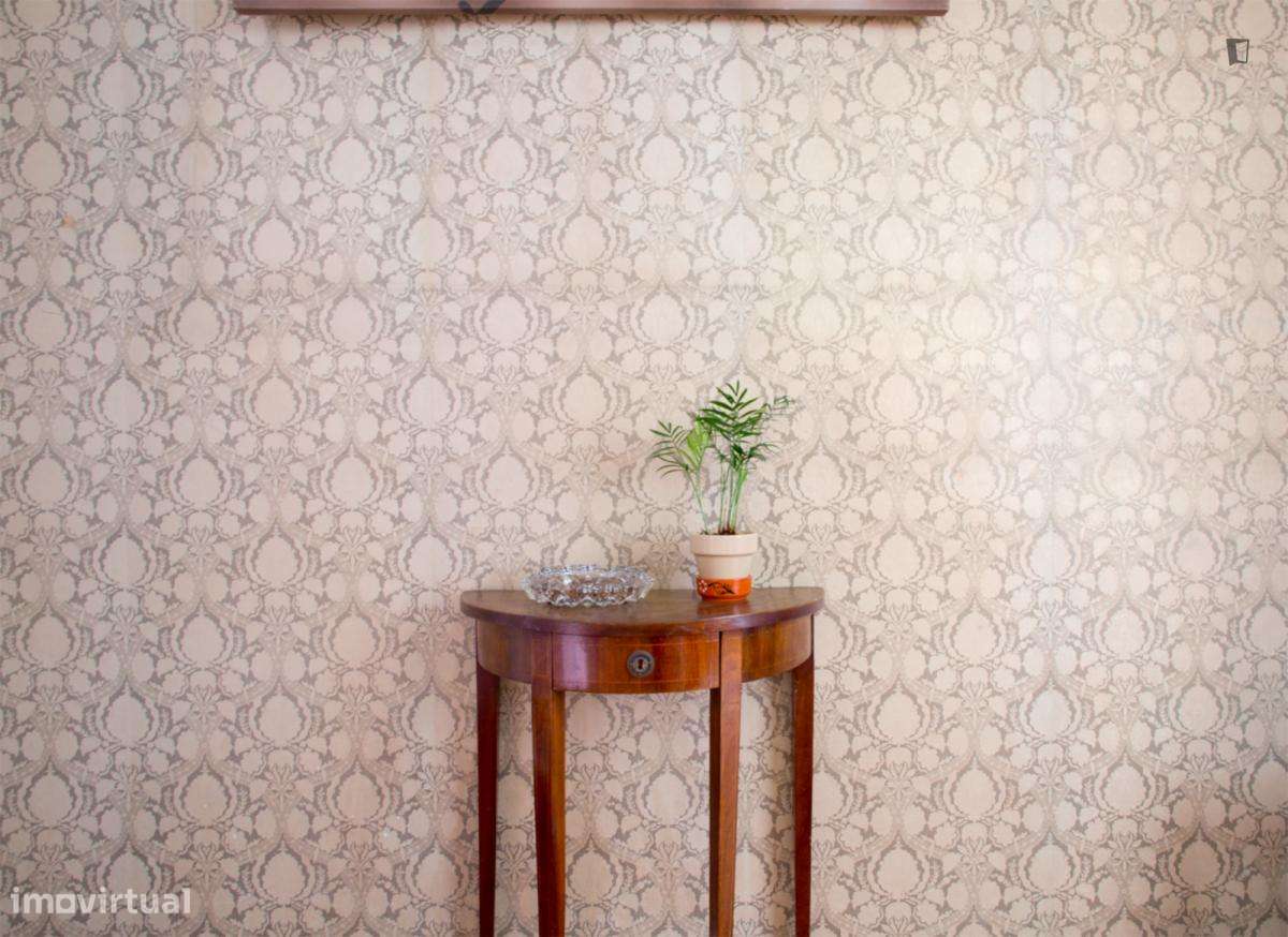 Quarto - localizado em Alcântara Lisbon - Grande imagem: 2/6