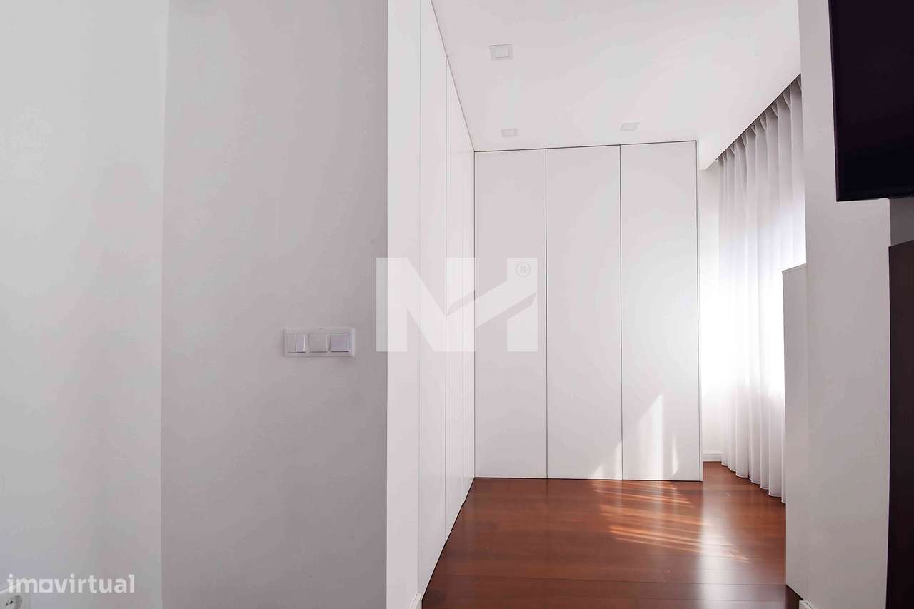 Moradia T4 Contemporânea | 4 Suites | C/ Piscina-31
