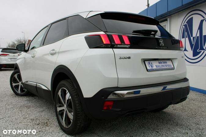 Peugeot 3008 1.2 PureTech Allure S&S EAT8 - 4