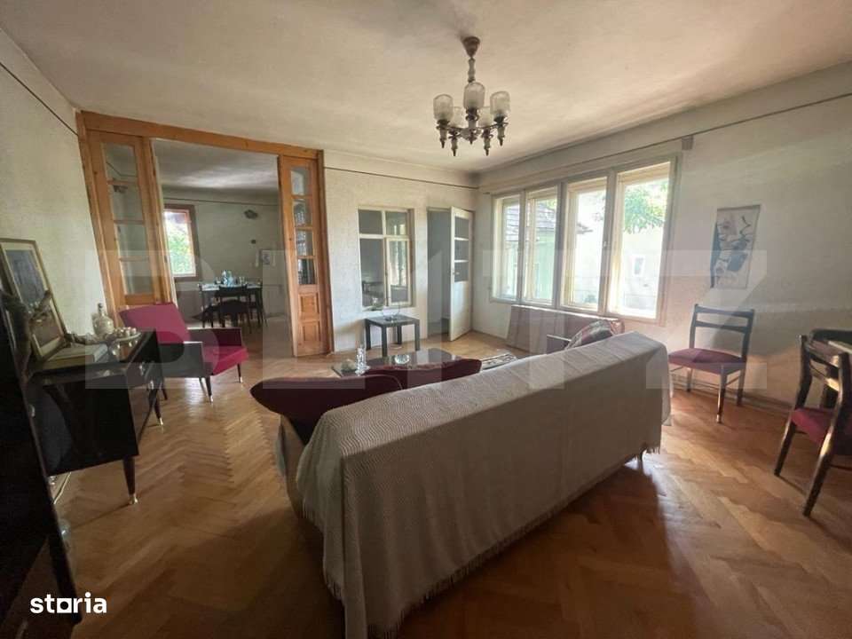 Casa, 180 mp, teren, 700mp, zona Central - Imagine principală: 5/19