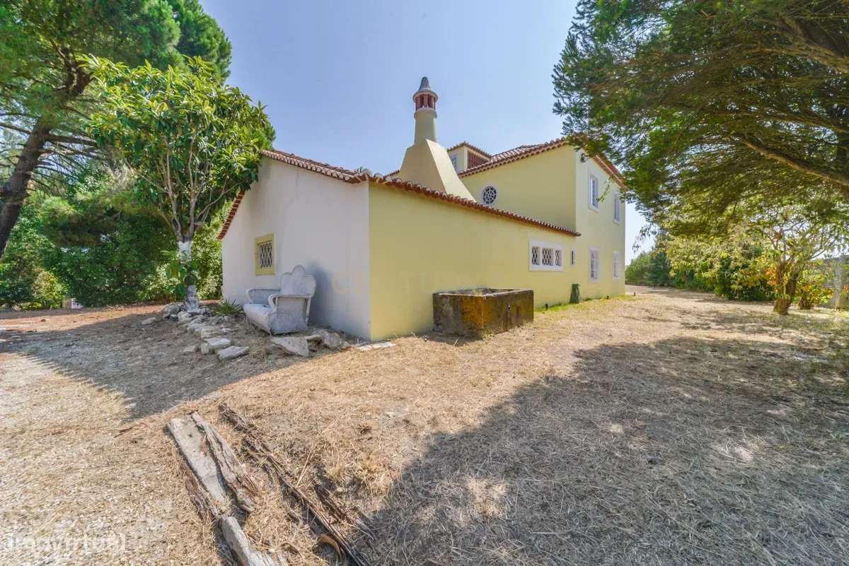 Quinta/Moradia na Póvoa de Santa Iria em Lote 2300m2-4