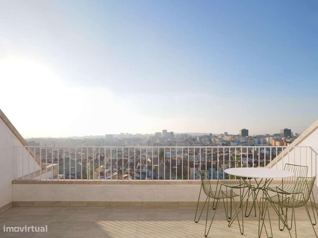 Apartamento T2 com varanda numa das zonas mais desejadas de Lisboa-3