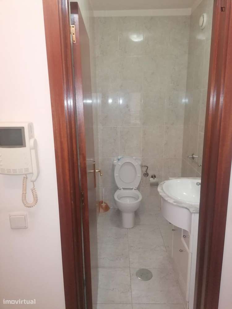 Quarto - localizado em Vila nova de gaia - Grande imagem: 5/17