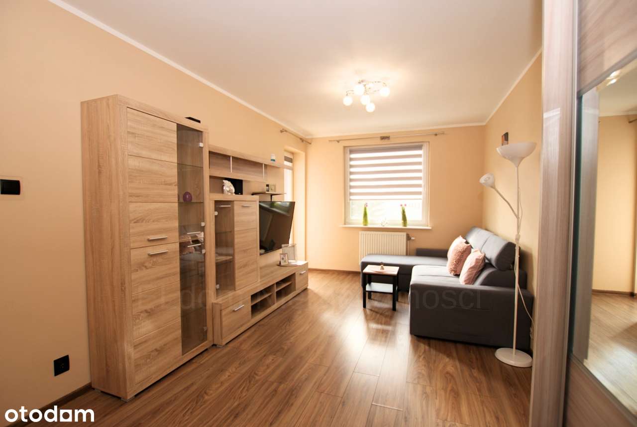 Mieszkanie ul. Balzaka Oporów , komórka REZERWACJA !!!!-1