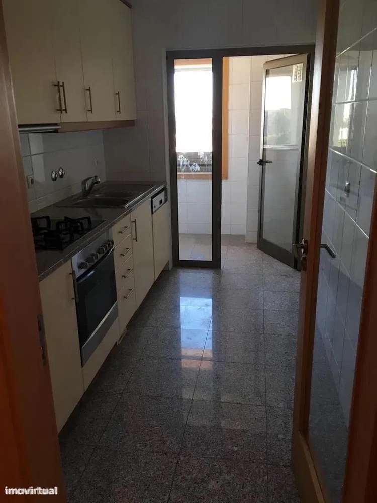 Apartamento T1+1 em Paranhos, Porto-5