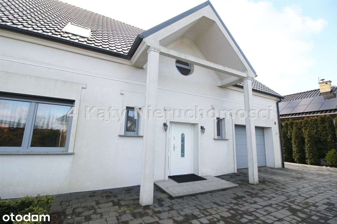 Wysoki Standar salon + 4 pokoje, 3 łazienki