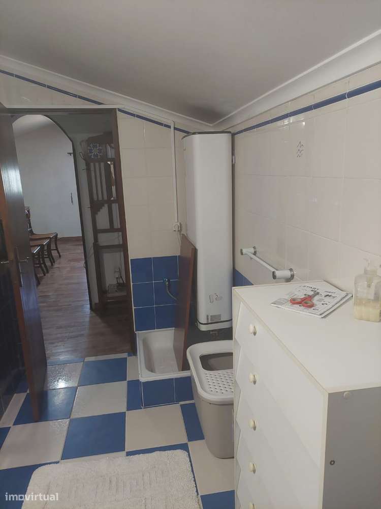 Moradia T2+1 com piscina em Salvaterra De Magos.-13