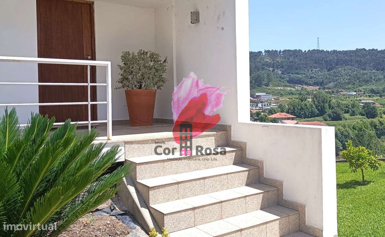 Moradia Geminada tipo T3 – Fareja-28