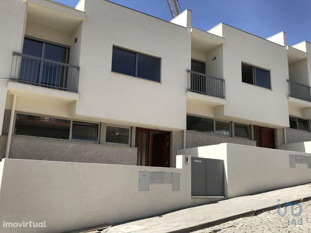 Casa / Villa T3 em Porto de 196,00 m2