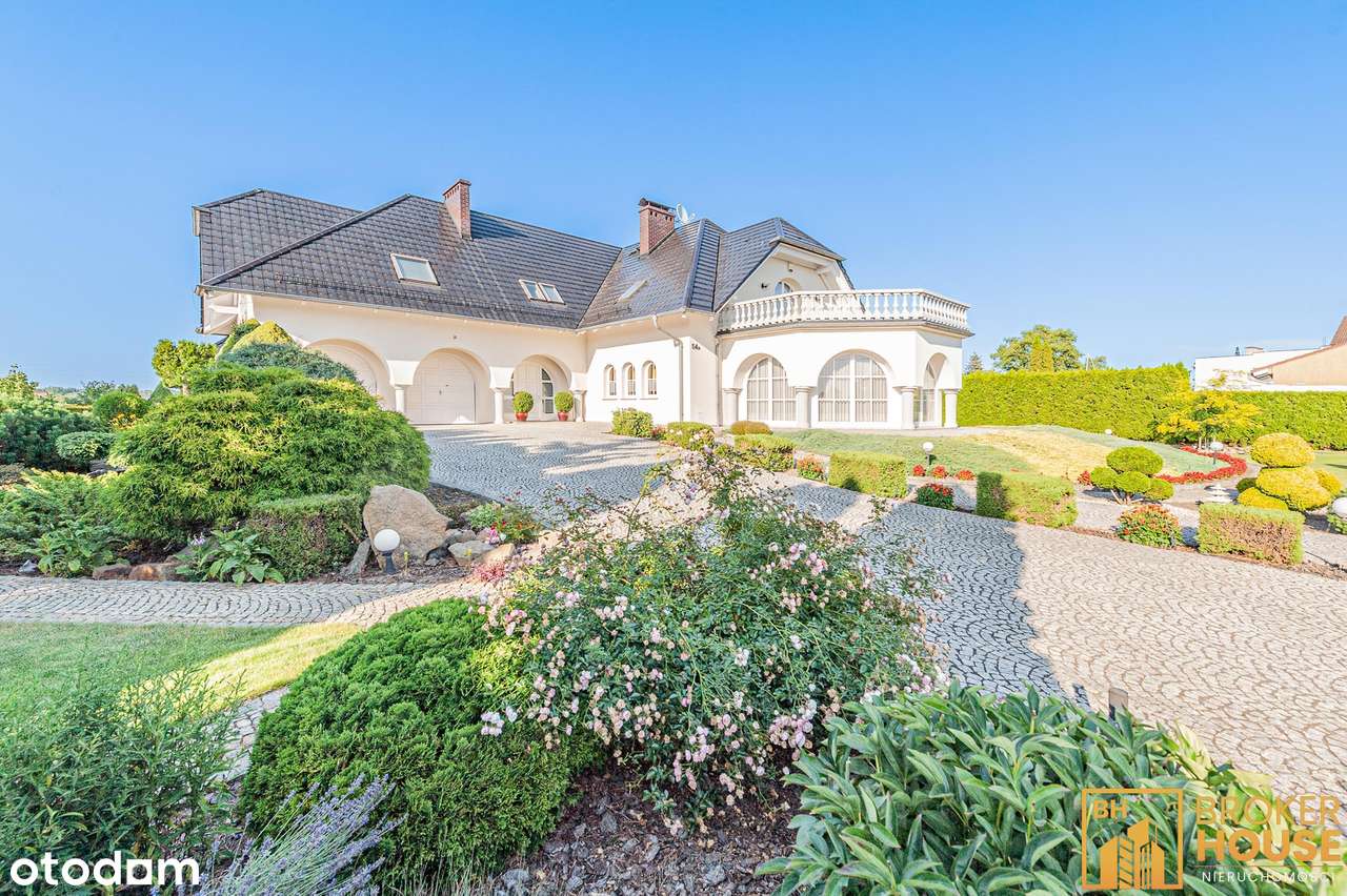 Willa z basenem i pięknym ogrodem/Opole-5