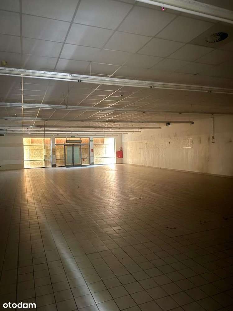 Atrakcyjny Obiekt Handlowo-Usługowy w Centrum - Pełny obrazek: 5/7