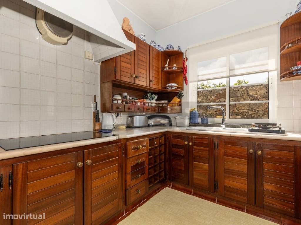 Moradia Térrea Isolada - Pico da Pedra - Grande imagem: 4/41