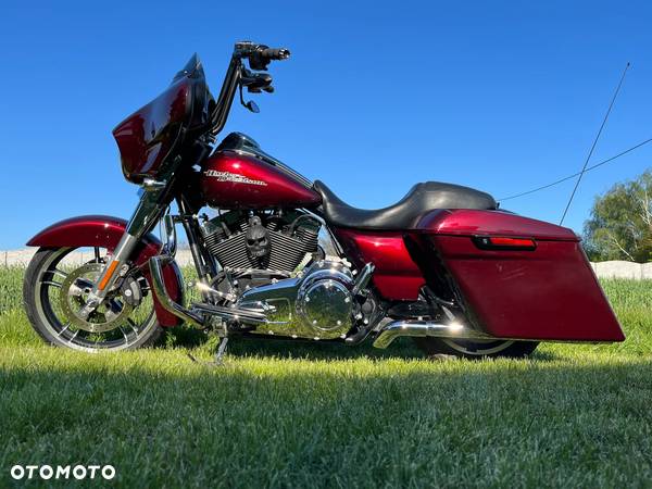 Harley-Davidson Touring Street Glide - 5